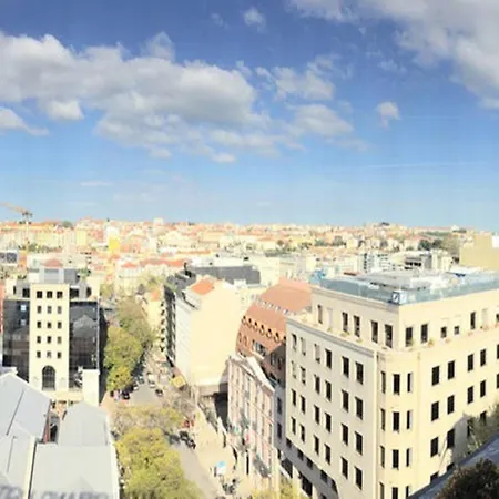 In The Heart Of Lisbon-altis Daire *