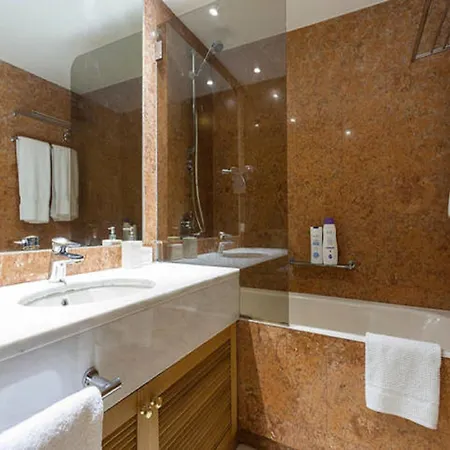 Apartment In The Heart Of Lisbon-altis Lisbon