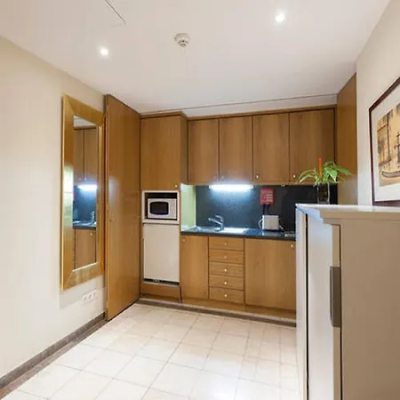 아파트 In The Heart Of Lisbon-altis *